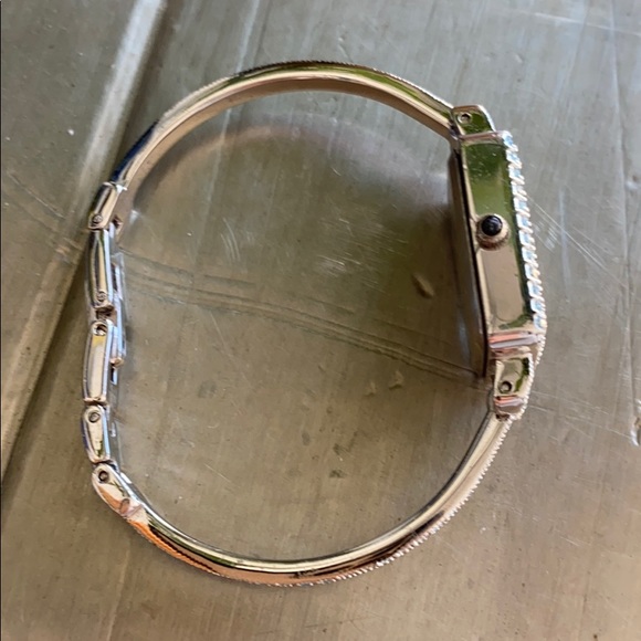 Cenere Light Blue Crystal Watch - Picture 4 of 6